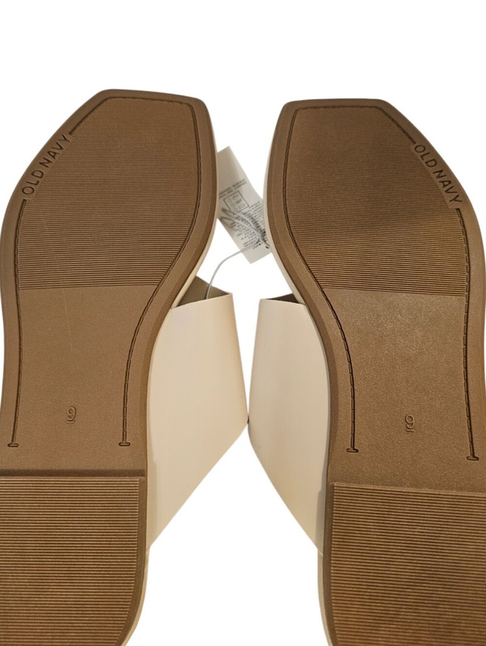 Cream Old Navy Women's Faux Leather Wide Thong Sandals - Picture 13 of 16